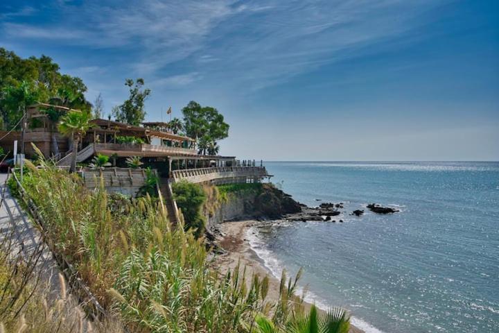 Sea Blue Apartment - Frente Al Mar Бенальмадена Экстерьер фото